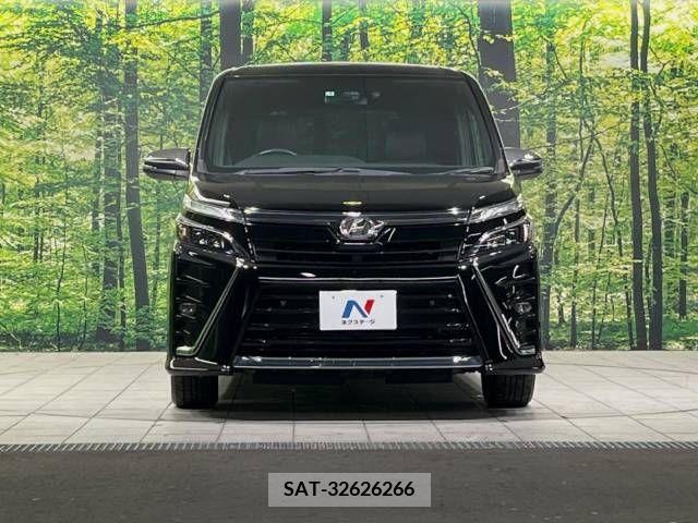 Toyota VOXY 2019-04 205522-15