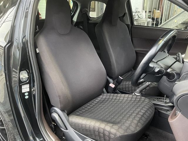 Toyota IQ 2009-01 5407-15