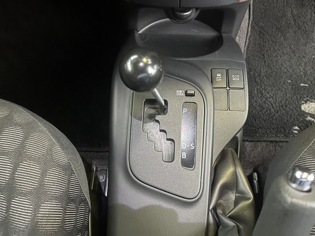 Toyota IQ 2009-01 5407-22