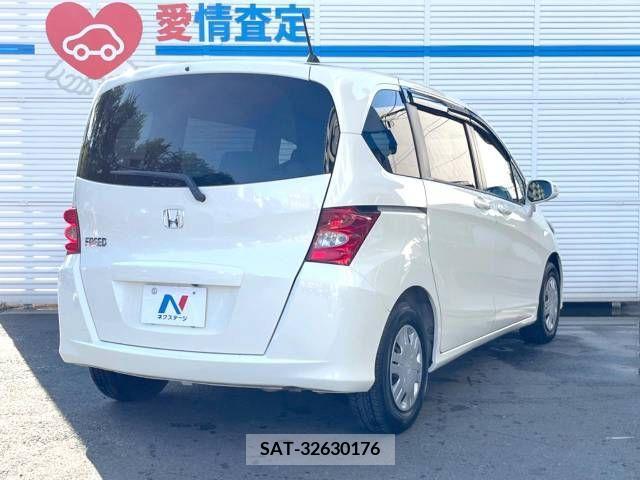 Honda FREED 2010-03 302818-17