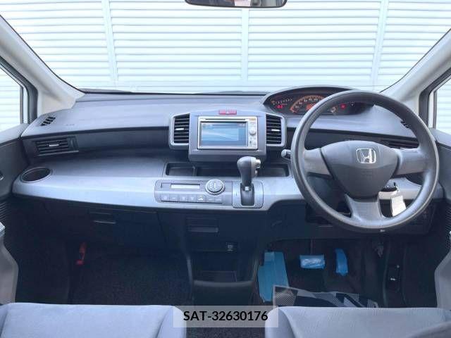 Honda FREED 2010-03 302818-1