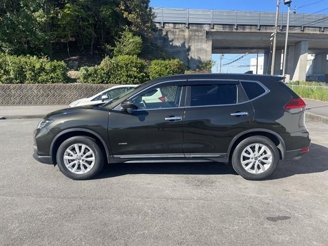 Nissan X-TRAIL 2018-10 17747-7