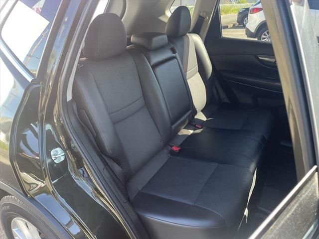 Nissan X-TRAIL 2018-10 17747-20