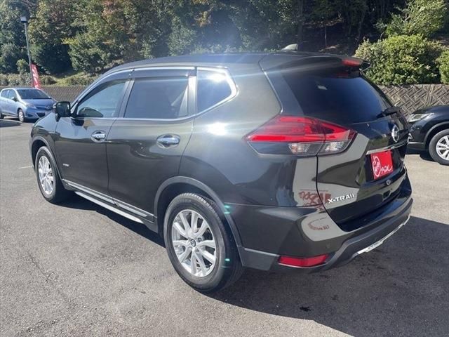 Nissan X-TRAIL 2018-10 17747-6