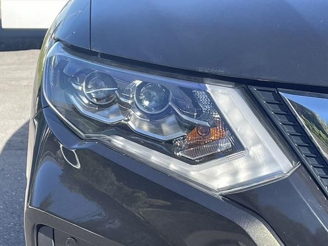 Nissan X-TRAIL 2018-10 17747-9
