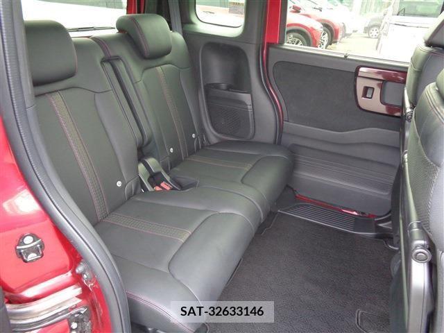 Honda N BOX CUSTOM 2023-01 250896-13