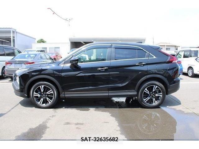 Mitsubishi ECLIPSE CROSS 2023-10 359507-8