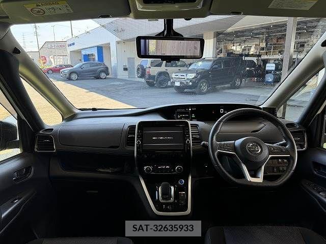 Nissan SERENA 2019-06 367677-1