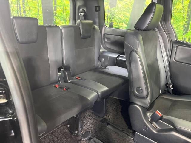 Toyota NOAH 2018-01 22126-10