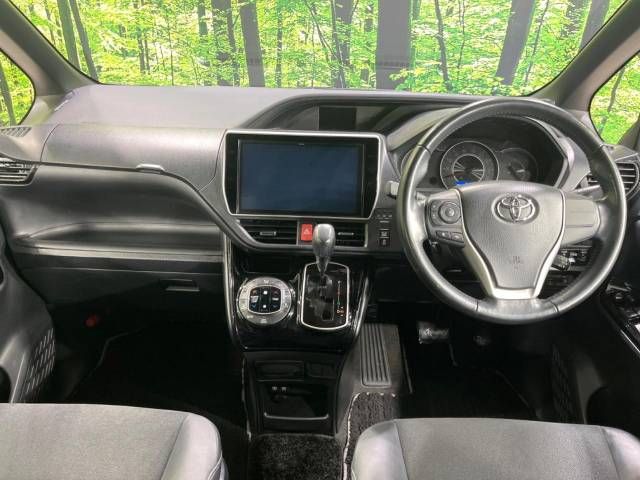 Toyota NOAH 2018-01 22126-1