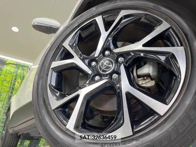 Toyota C-HR 2016-12 264202-13