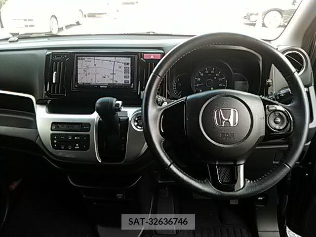 Honda N-WGN 2014-03 393105-1