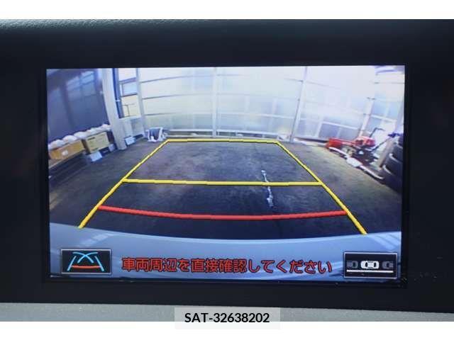 Lexus IS 2013-11 297899-12