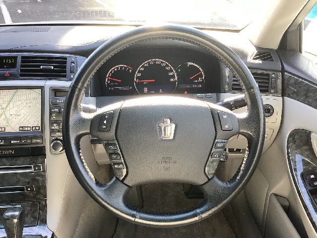 Toyota CROWN SEDAN 2005-10 28781-13