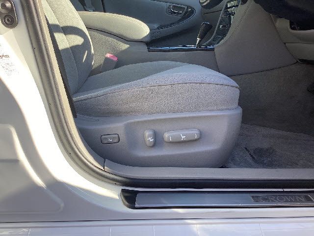Toyota CROWN SEDAN 2005-10 28781-17