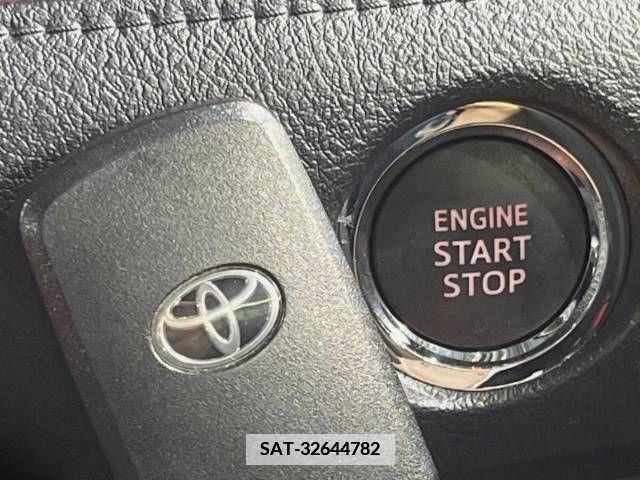 Toyota SIENTA 2016-08 351132-6