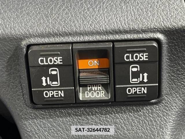 Toyota SIENTA 2016-08 351132-3