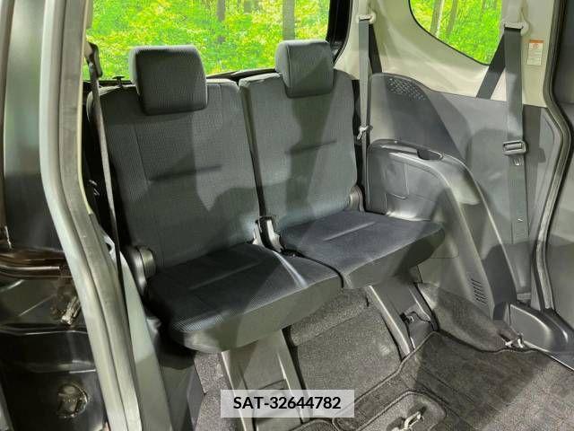 Toyota SIENTA 2016-08 351132-10