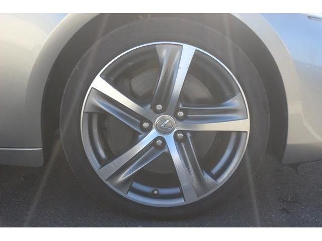 Lexus IS 2017-07 183653-7