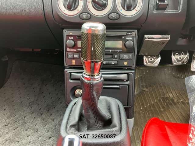 Toyota MR-S 2003-01 278390-11