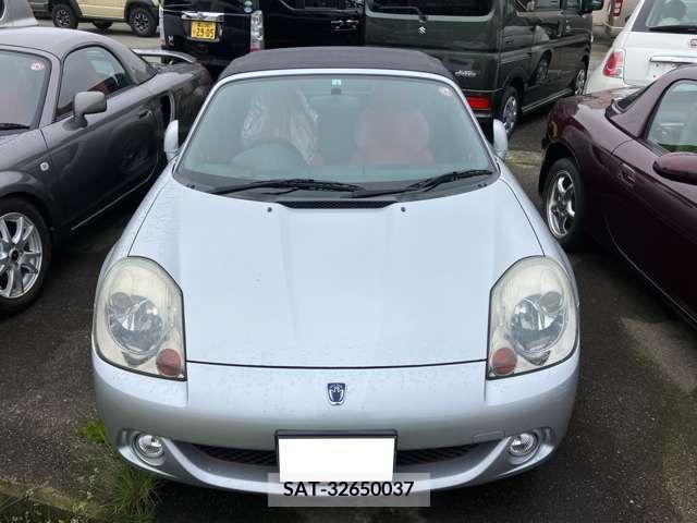 Toyota MR-S 2003-01 278390-1