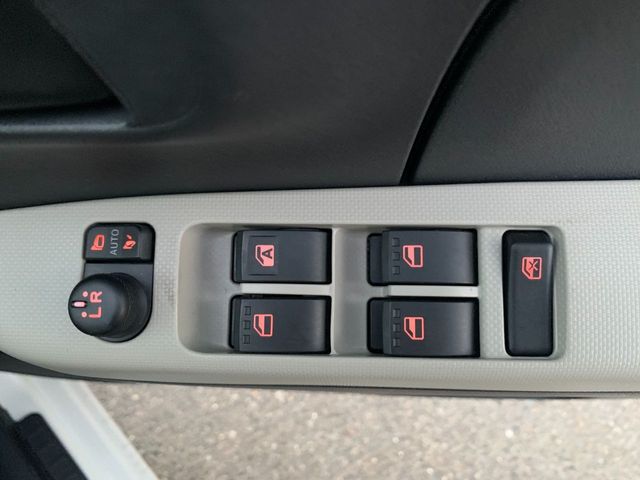 Daihatsu MIRA 2018-10 184122-24