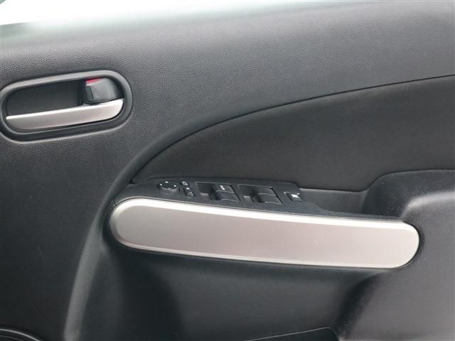 Mazda DEMIO 2013-11 194963-4