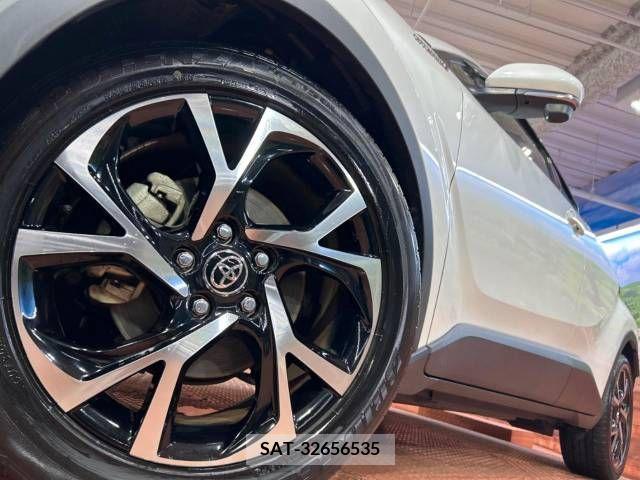 Toyota C-HR 2017-03 322973-13
