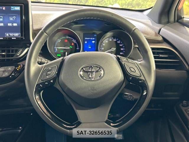 Toyota C-HR 2017-03 322973-12