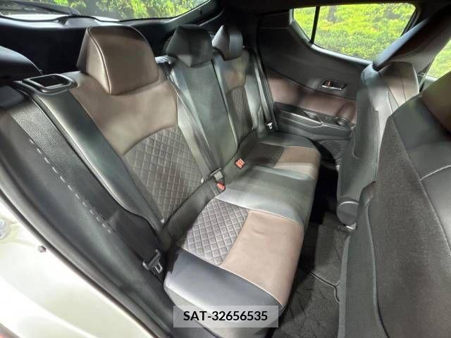 Toyota C-HR 2017-03 322973-10