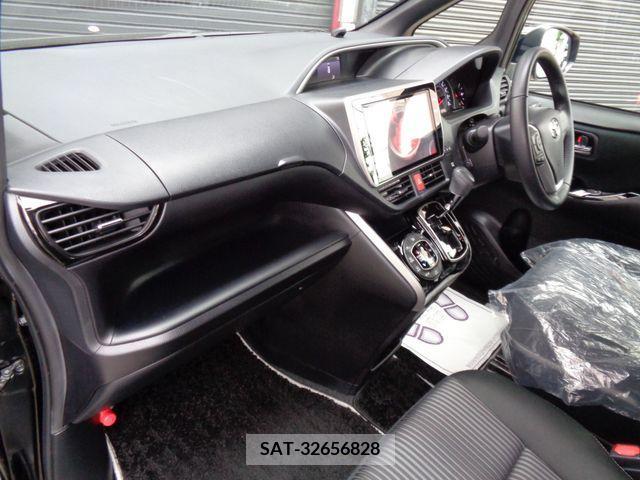 Toyota VOXY 2018-12 321634-14