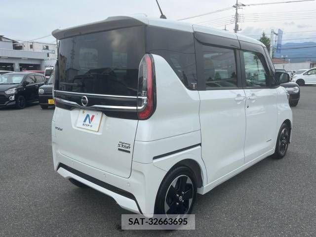 Nissan ROOX 2020-06 324112-17