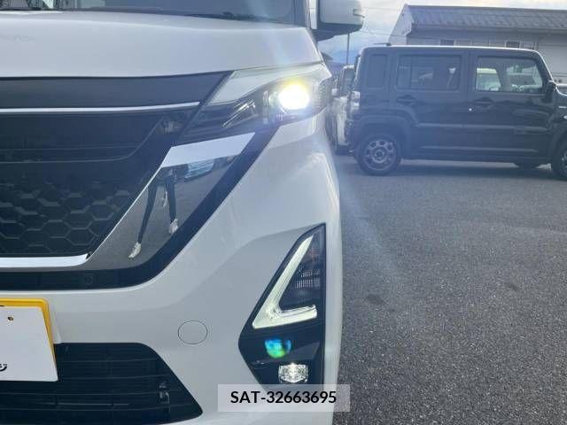 Nissan ROOX 2020-06 324112-12