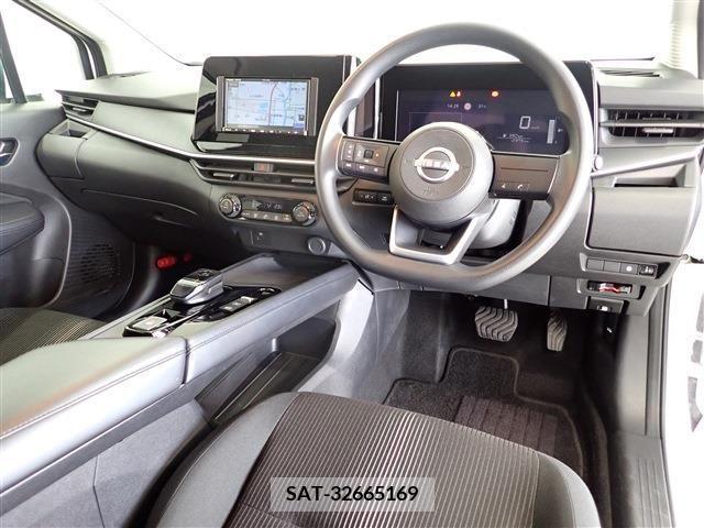 Nissan NOTE 2022-11 380884-25
