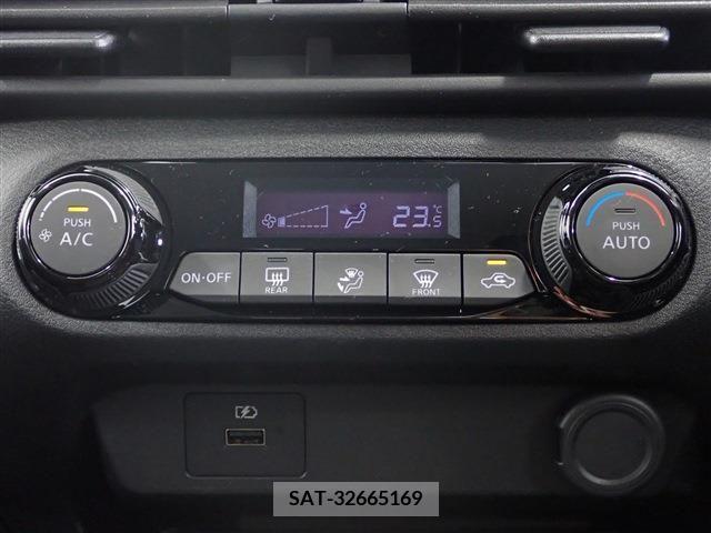 Nissan NOTE 2022-11 380884-16