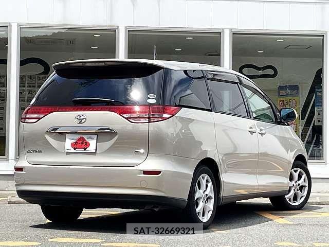 Toyota ESTIMA 2007-07 268724-2
