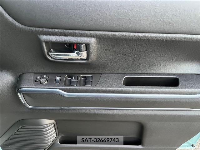 Suzuki HUSTLER 2022-05 344733-24