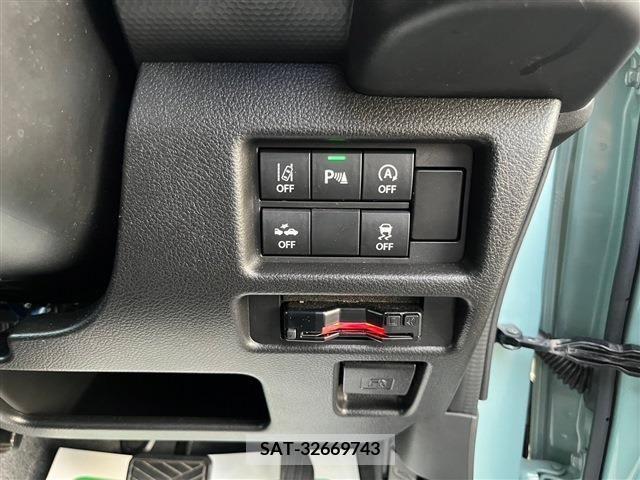 Suzuki HUSTLER 2022-05 344733-14