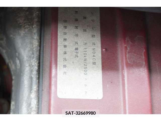 Toyota COASTER 2015-04 264381-11