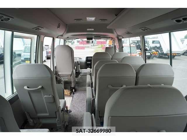Toyota COASTER 2015-04 264381-15