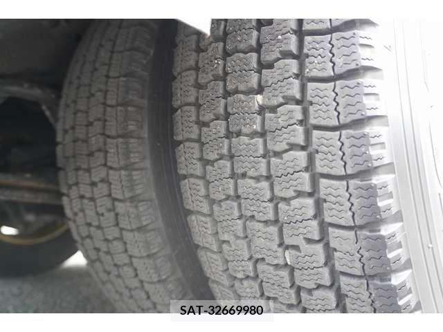 Toyota COASTER 2015-04 264381-8