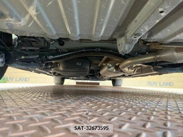 Toyota NOAH 2023-04 216688-18