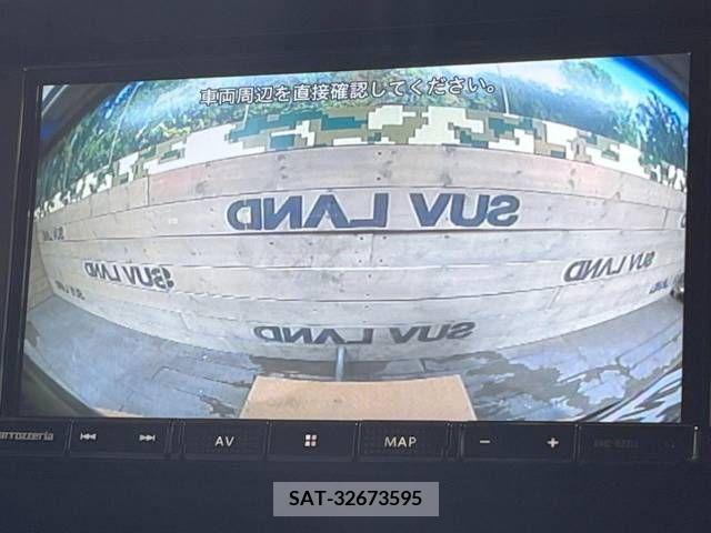 Toyota NOAH 2023-04 216688-3