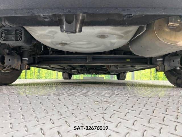Toyota SIENTA 2015-12 239239-19