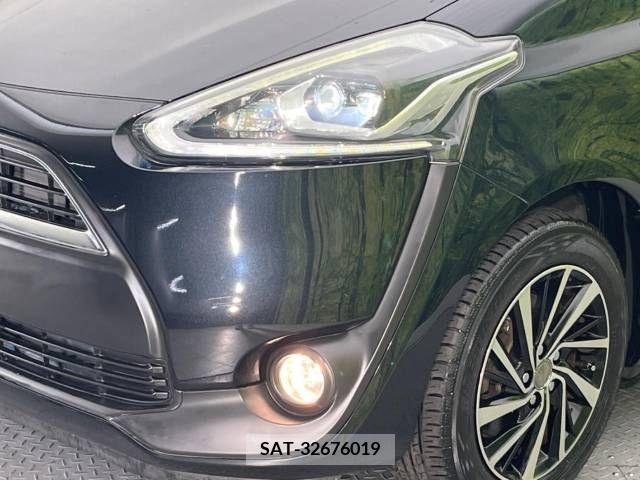 Toyota SIENTA 2015-12 239239-13