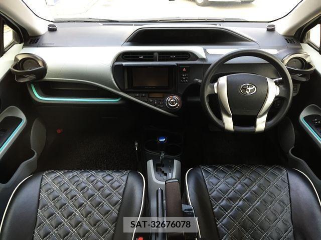 Toyota AQUA 2012-08 346500-1