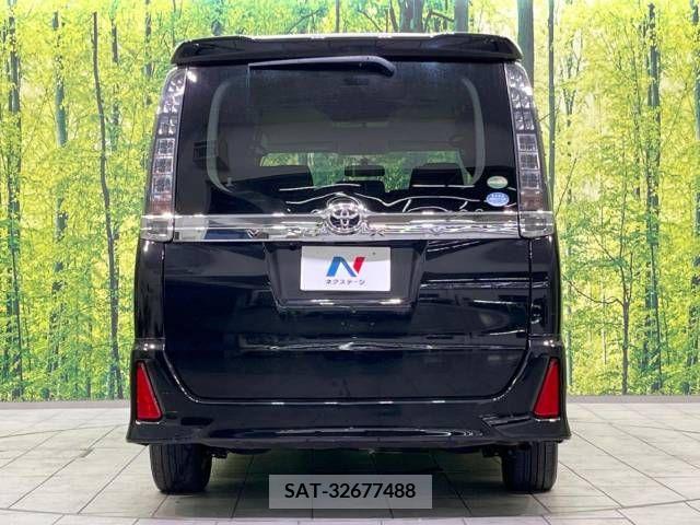 Toyota VOXY 2015-11 321462-6