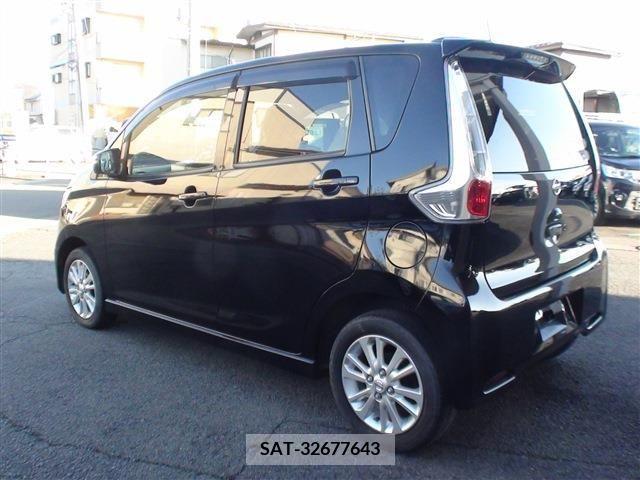 Nissan DAYZ 2015-07 353693-7