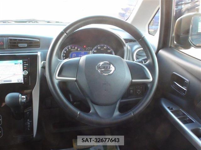 Nissan DAYZ 2015-07 353693-14