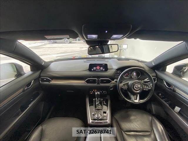 Mazda CX-8 2018-04 266265-1